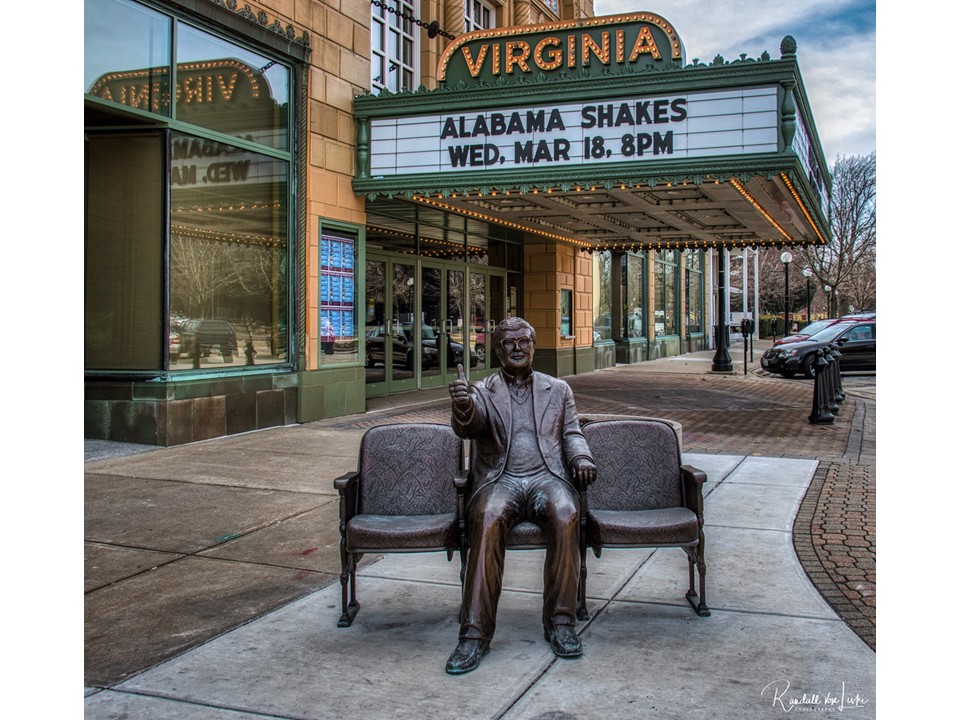 Ebert Statue Turns Thumb Sideways to Kickoff Ebertfest 2025
